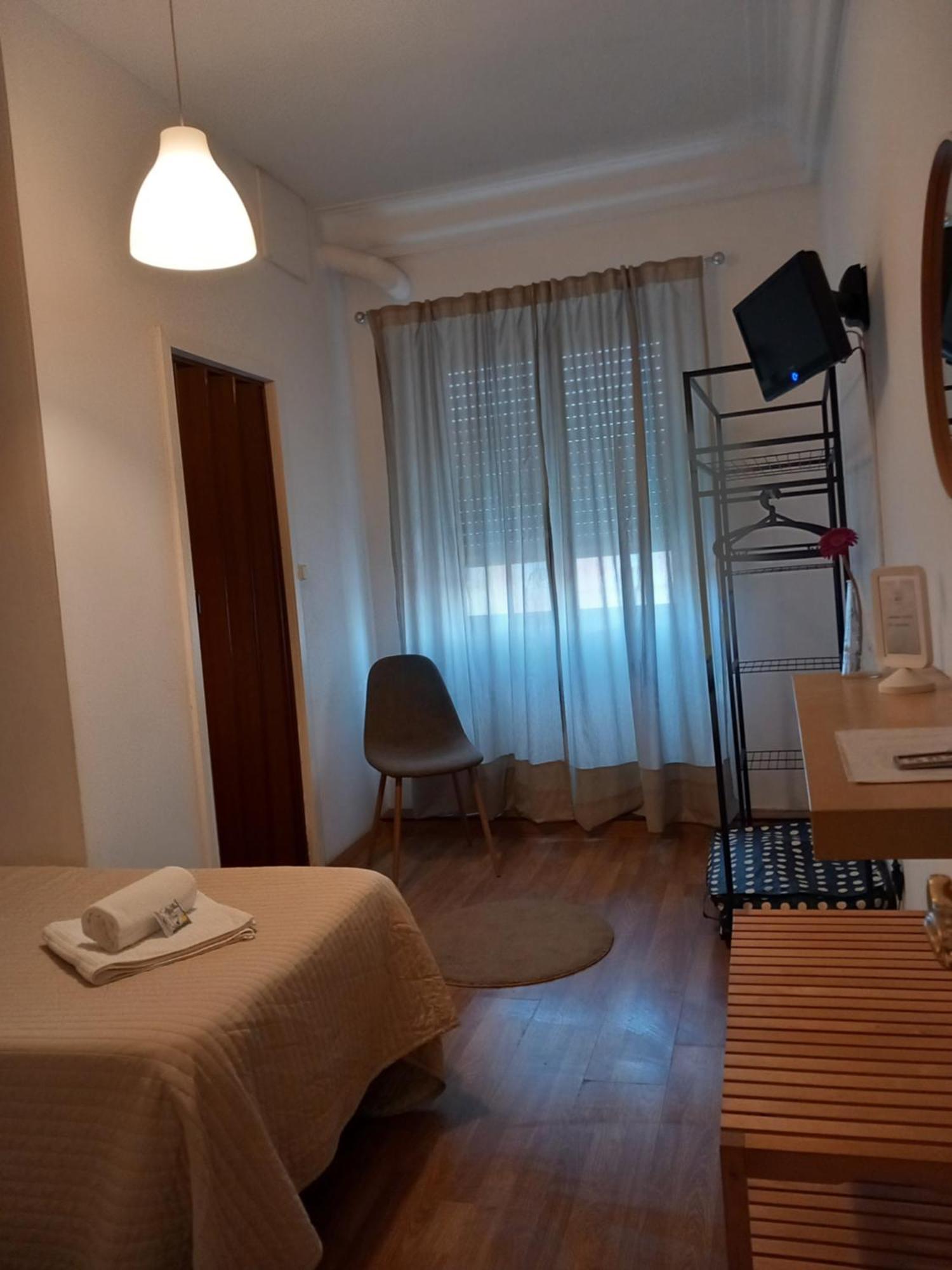 Guest House Guerra Junqueiro Lisboa Ngoại thất bức ảnh