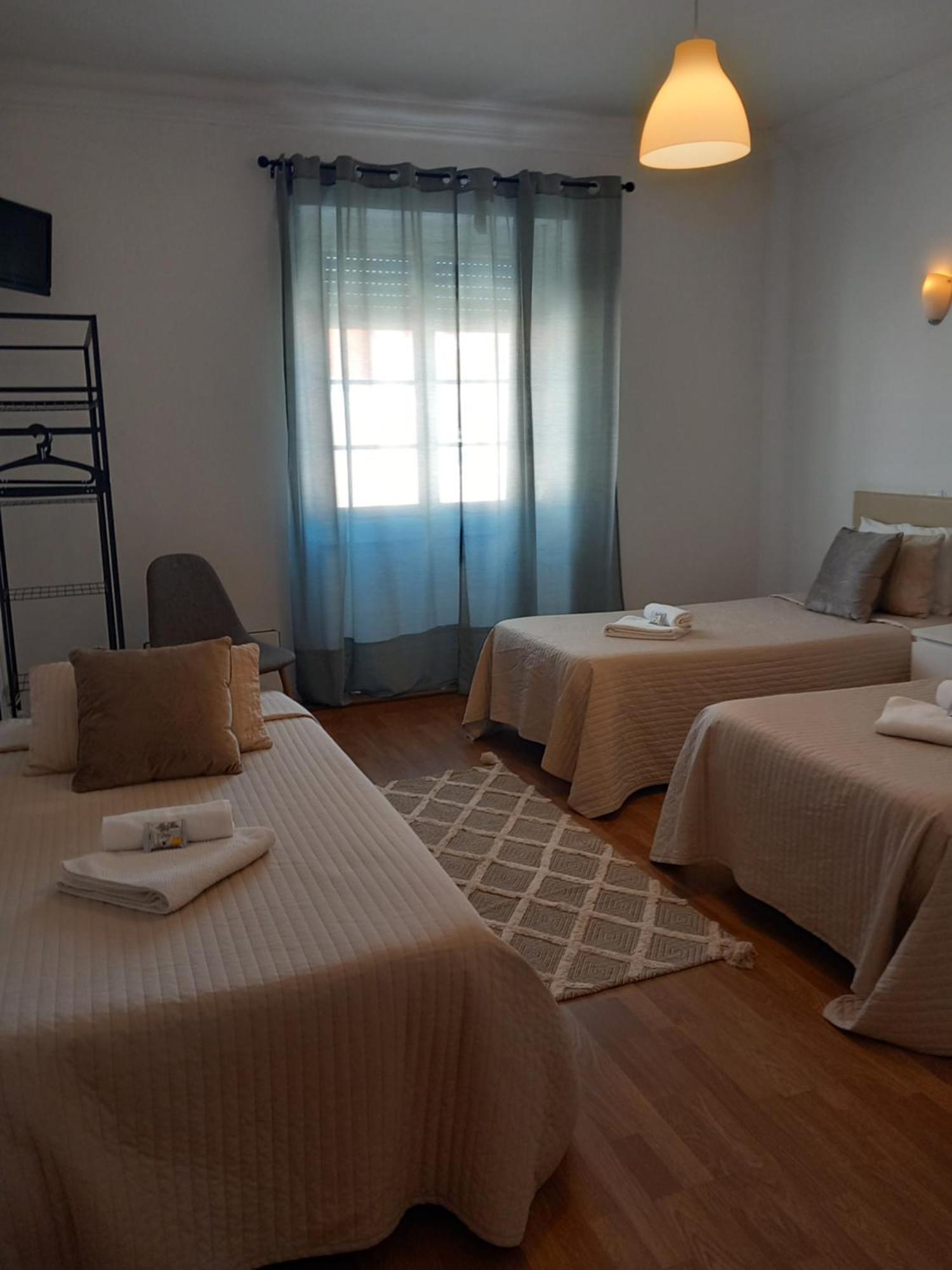 Guest House Guerra Junqueiro Lisboa Ngoại thất bức ảnh